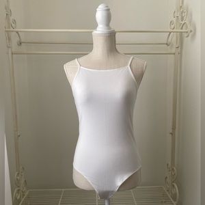 Ribbed White Basic Bodysuit - Size Medium